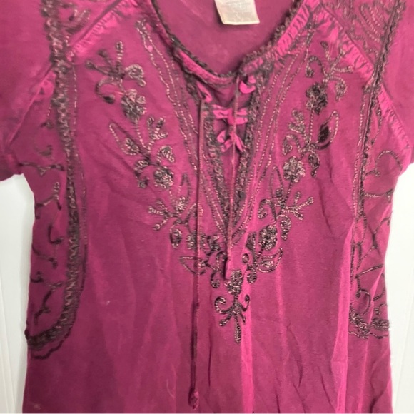 Ludy Top maroon Embroidered Floral Hippie Peasant Casual - Picture 2 of 6